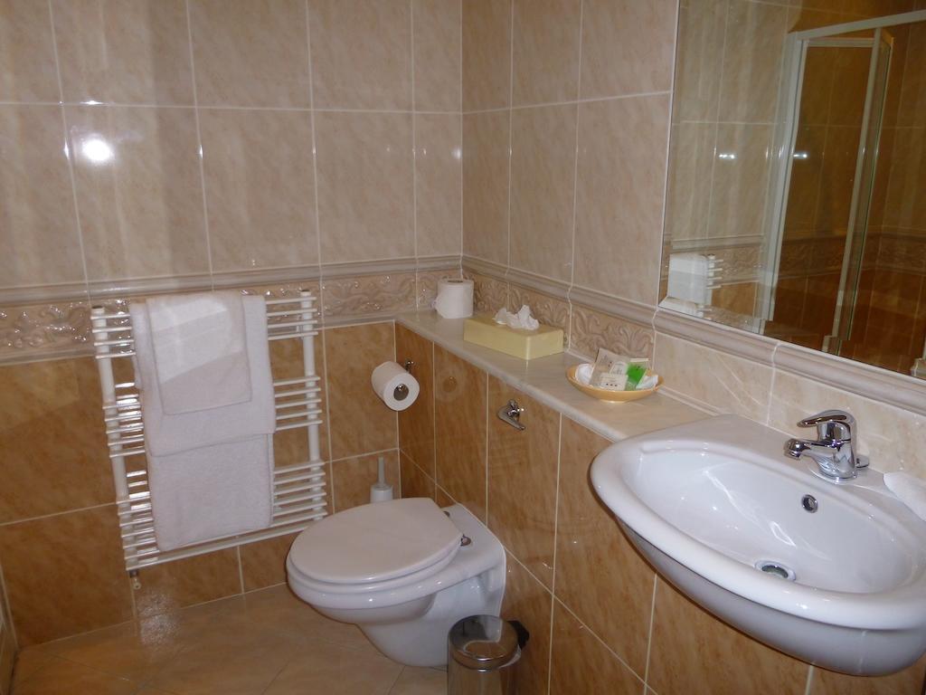Loch Lein Country House Fossa Bagian luar foto
